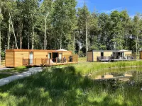 Pine Boutique Lodge with Hot Tub for Couples & Dog - Pools
