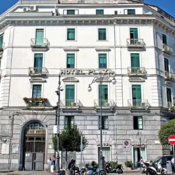 Hotel Plaza