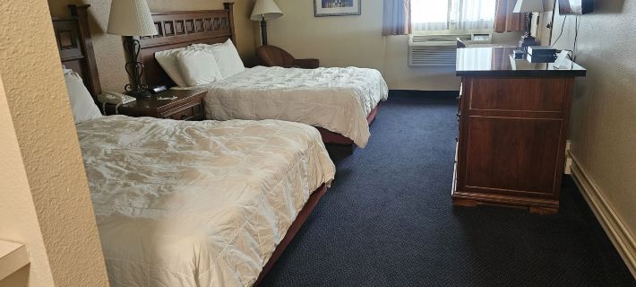 Broadway Inn Conference Center Hotels in Missoula