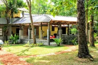 HiddenSide Waya Ulpatha Hotel di 