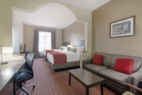 Best Western Plus Bradbury Inn  Suites