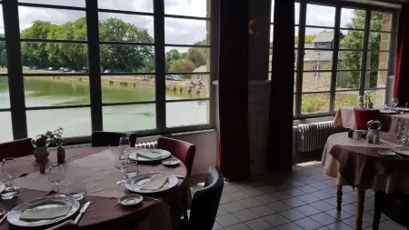 Hotel - Restaurant du Lac - Agen Отели в г. Ламажистер