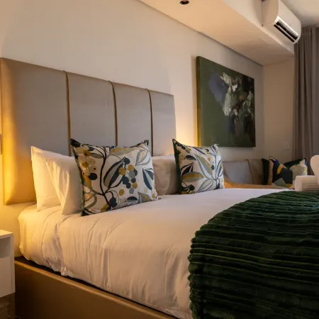Executive Apartment at Ellipse Waterfall