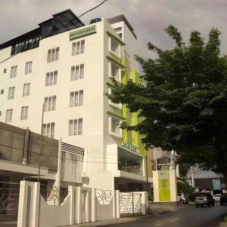 Green Eden Hotel