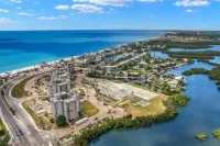 Renovated Condo w/ Gulf Views, Beach Access, 2 Pools + Free Bike for Guests