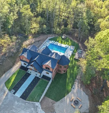 Lazaj Luxury Lodge With Saltwater Heated Pool