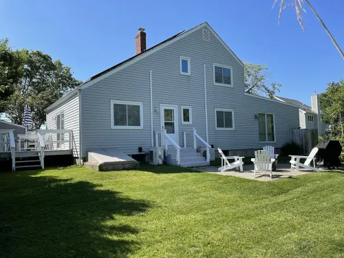 Center of Town - Ideal for Beach, Golf & Tennis