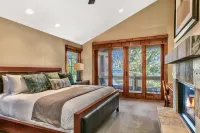 Gourmet Kitchen and Breathtaking Views - Stunning Lakefront Oasis