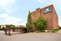 Days Inn by Wyndham Renfrew Conference Centre Hotels in Renfrew