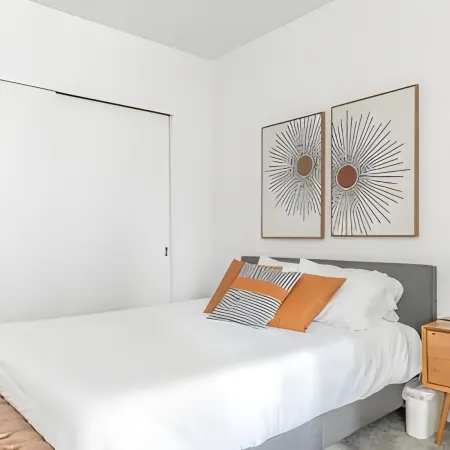 The Sophari 1BR Experience:Modern Living|Pool+Gym