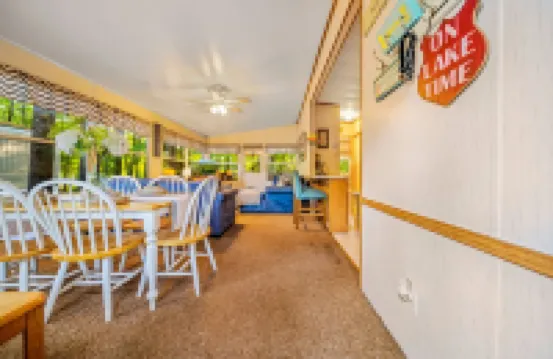 Beachside Relaxation and Arcade Adventures - Tranquil Haven Hotels in Casco