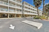 Pavilion Watch #2F Hotels near Public Beach Access - 8th St E