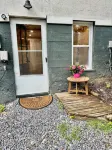 Cozy Rustic Walkout Basement Cabin in Historic Harpers Ferry