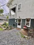 Cozy Rustic Walkout Basement Cabin in Historic Harpers Ferry