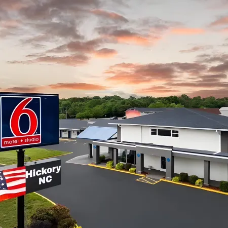 Studio 6 Hickory NC