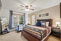 Game Room and Hot Tub - Stunning Mountain Escape