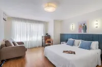 Granada Suites by Olala Homes