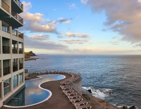 Hotel Royal Orchid Отели в г. Canico