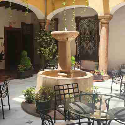 Coso Viejo Hotel Exterior
