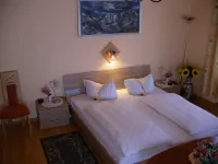 Hotel Garni Djaran