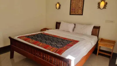 Phasouk Viengmai Villa Hotels in 