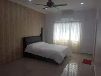 Sitiawan Homestay Entire Semi D Home Hotels in Sitiawan