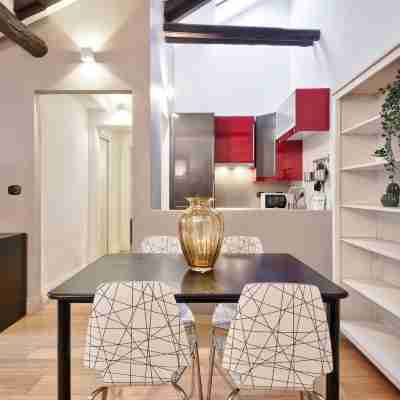 Stylish Apartment in the Heart of Torino Rooms
