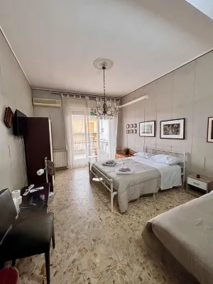 Room in BB - Lg Giarre Apartment in Italy Hotels in Giarre