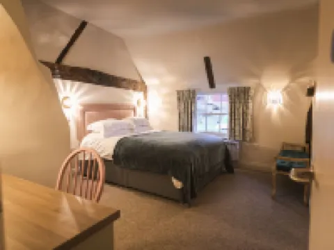 The Rose & Crown Hotels in Godalming