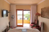 Goblin's Inn Hotels in Paternoster