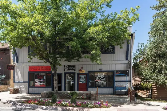 SoCal Vacations - Village Inn Hotels in Big Bear Lake