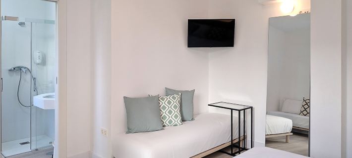 Broz Hostel Hoteles en Granada