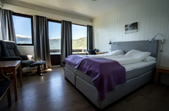 Innvik Fjordhotell Hotels in 