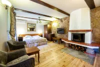 Hotel Dworek Wapionka - ที่มีที่จอดรถ
