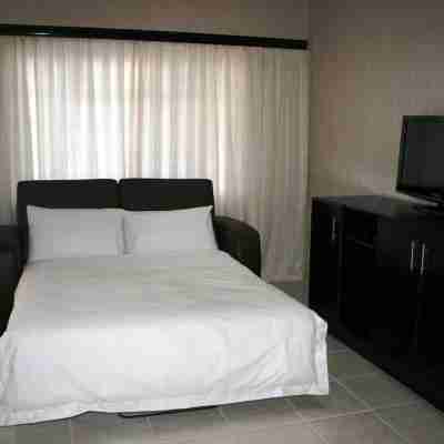 Queness Inn Rooms