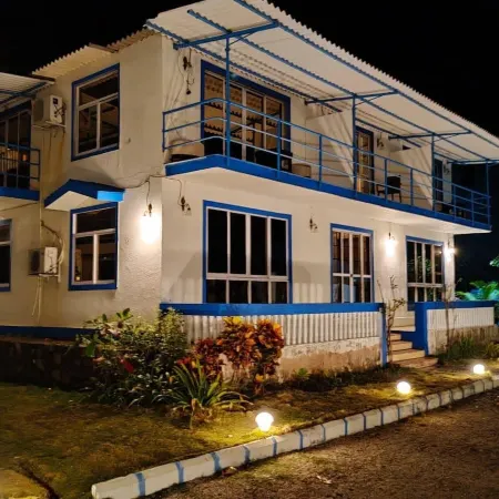 Sea Breeze Beach Resort Murud