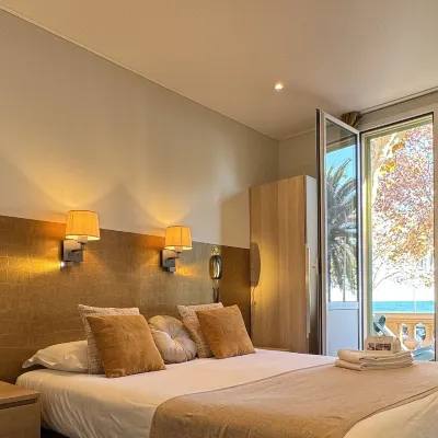 Hotel Pavillon Imperial โรงแรมใกล้หาด Dogs Beach