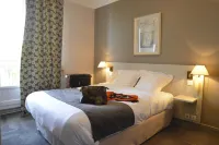 Logis Hotel Majestic Chatelaillon Plage - la Rochelle Hotels in Chatelaillon-Plage