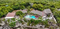 Cliffside Resort Hotels in Panglao