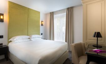 Hotel La Comtesse Tour Eiffel