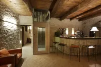เตนูตา ซานติ เจียโคโม อี ฟิลิปโป - ที่มีบาร์