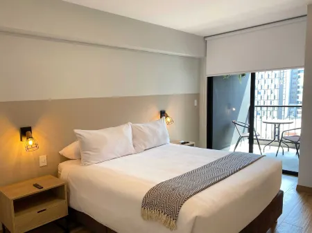 Colon by Wynwood House Отели рядом с достопримечательностью «Parroquia Santísima Trinidad»