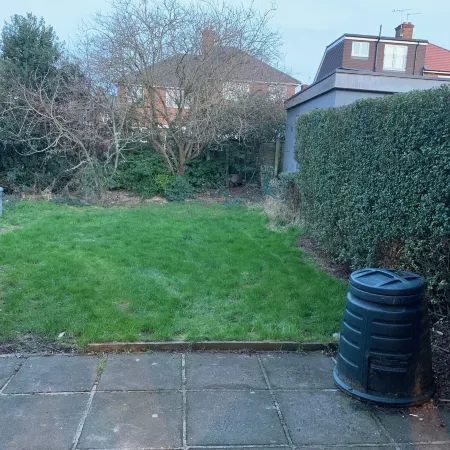 Romford - House - Sleeps 6 - Garden - Parking