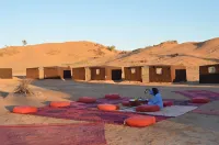 Erg Lihoudi Standard Camp