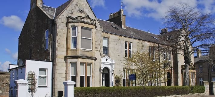 Miller House Courtyard Hotels in Ayr