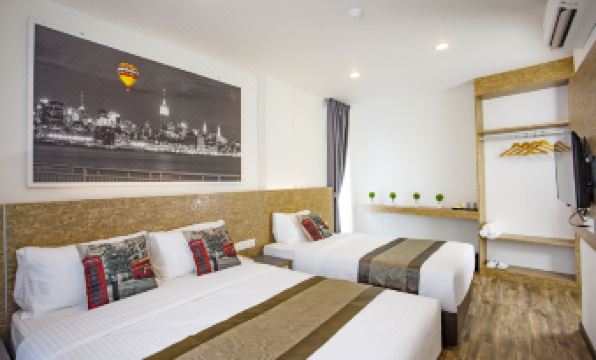 Natura Hotel (Near Legoland)