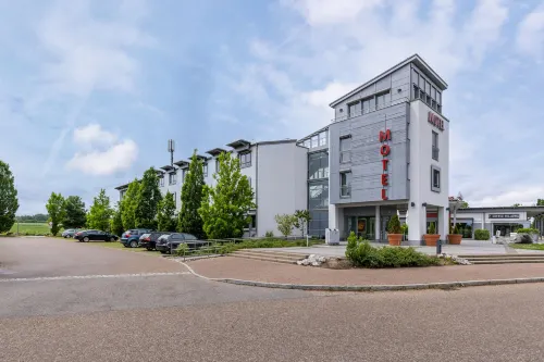 Hotel Leipheim Süd - Moteles