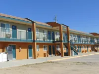 Corcoran Country Inn Hotels in Corcoran