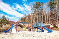 Mountain Loft Resort Hotels in Lake Lure