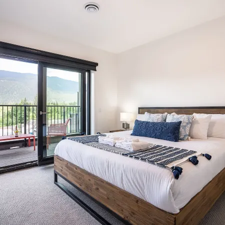 Stoke House by Revelstoke Vacations